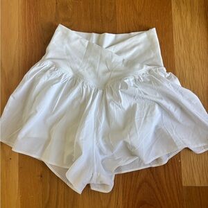 Aerie White Women's Athletic Shorts